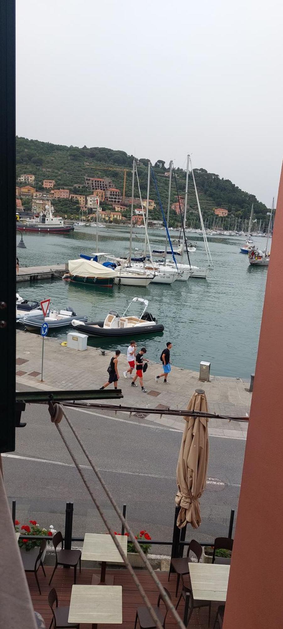 On The Waterfront Apartamento Porto Venere Exterior foto